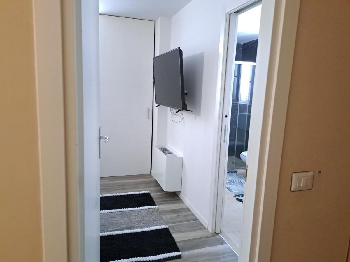 Casa Adriatik & Marina Hotel Telti Екстериор снимка
